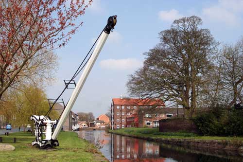 Driffield River Head and historic crane